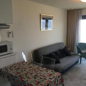 Prachtige Met Frontaal Zeezicht En Terras 4 Pers. , Ostende Belgique