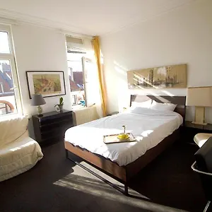 Handy Close To Zaventem Airport , Bruxelles Belgique