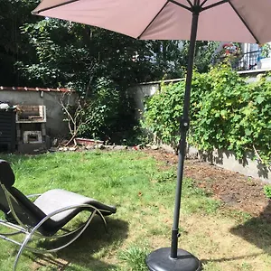 Nest , Bruxelles Belgique